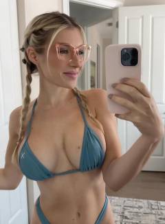 Kyla Yesenosky Free Pics Galleries