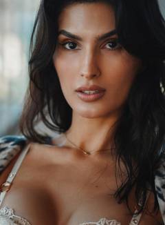 Yael Aris Free Pics Galleries