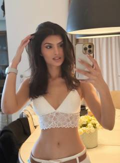 Yael Aris Free Pics Galleries