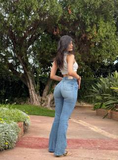 Yael Aris Free Pics Galleries