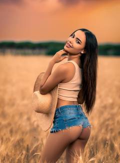 Elisandra Pise Free Pics Galleries