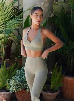 Erika Wheaton Free Pics Galleries