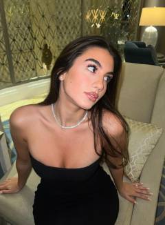 Sophia Peschisolido Free Pics Galleries