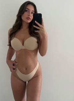 Georgia Murphy Free Pics Galleries