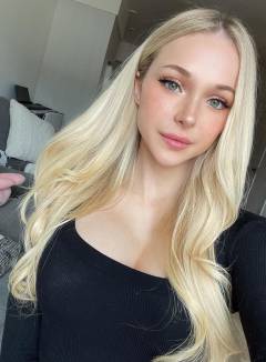 Natalie Levin Free Pics Galleries